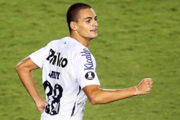 «Барселона» договорилась о трансфере одного из лучших защитников Бразилии