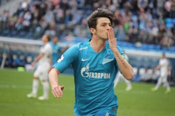 «Бернли» готов предложить «Зениту» за Азмуна в 4 раза больше денег, чем «Ювентус»