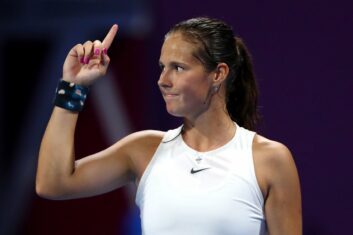 Дарья Касаткина уступила Иге Швентек в третьем круге АО