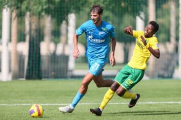 «Зенит» на глазах у Карпина разгромил «Жилину» благодаря хет-трику Ерохина