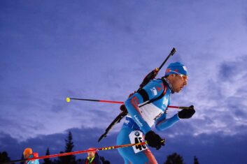 Очередной член сборной России по биатлону заразился COVID-19