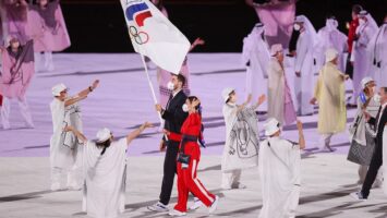 Фаткулина и Шипачев понесут знамя России на ОИ-2022