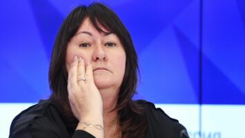 Врачи не разрешают Елене Вяльбе лететь в Пекин на ОИ