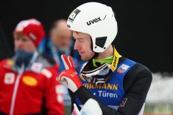 Лучший из россиян в квалификации у прыгунов с трамплина показал 16-й результат