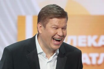 Губерниев: «Амерканец, задавший вопрос Большунову про допинг, — идиот»