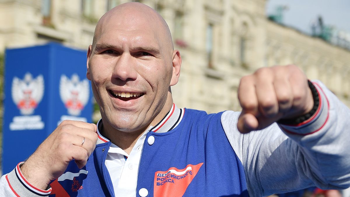 Николай Валуев
