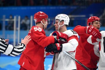 Хоккейная сборная России обыграла Данию на ОИ-2022
