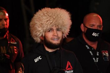 Хабиб Нурмагомедов ответил на вопрос о возобновлении карьеры