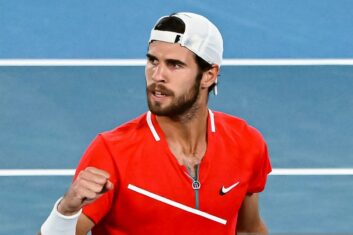 Карен Хачанов встретится с Новаком Джоковичем на турнире в Дубае