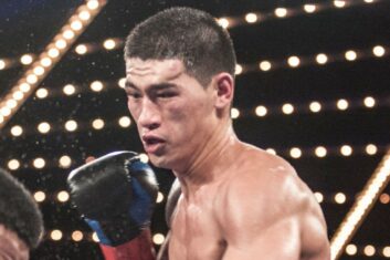 Бивол — о бое с Альваресом: «Впереди много работы»