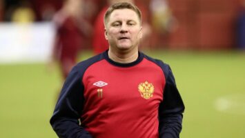 Александр Панов призвал отказаться от критики в адрес Паоло Ваноли