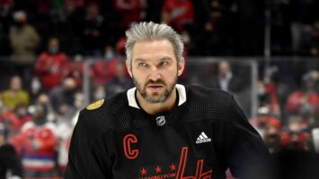 В «Вашингтоне» признали, что на Овечкина оказывается огромное давление