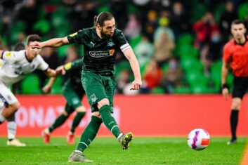 АЕК подтвердил свою заинтересованность в трансфере Гжегожа Крыховяка