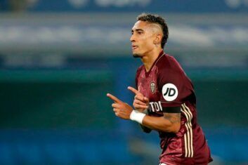 Лидер «Лидса» Рафинья принял предложение «Барселоны» — SPORT