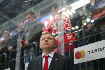 Алексей Жамнов посетовал на низкую мотивацию у хоккеистов сборной России