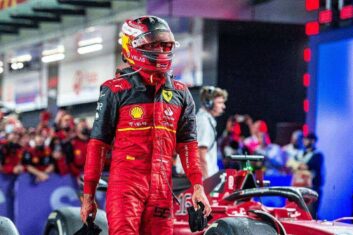 Карлос Сайнс прокомментировал свой вылет с трассы Гран-при Австралии