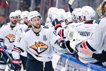 «Металлург» выиграл у ЦСКА четвертый матч финала Кубка Гагарина