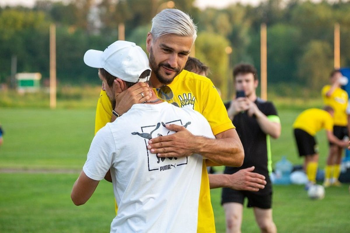 Евгений Савин
