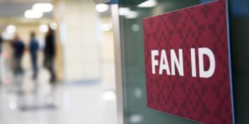 Власти РФ продолжают настаивать на внедрении Fan ID