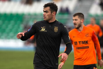 «Спартак» не планирует оставлять Урунова в составе — источник