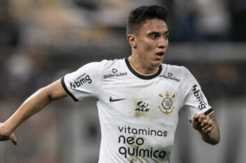 Агент Ивана и Мантуана пролил свет на переход игроков в «Зенит»