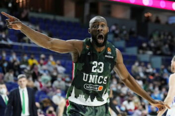 Официально: центровой УНИКСа стал игроком «Фенербахче»