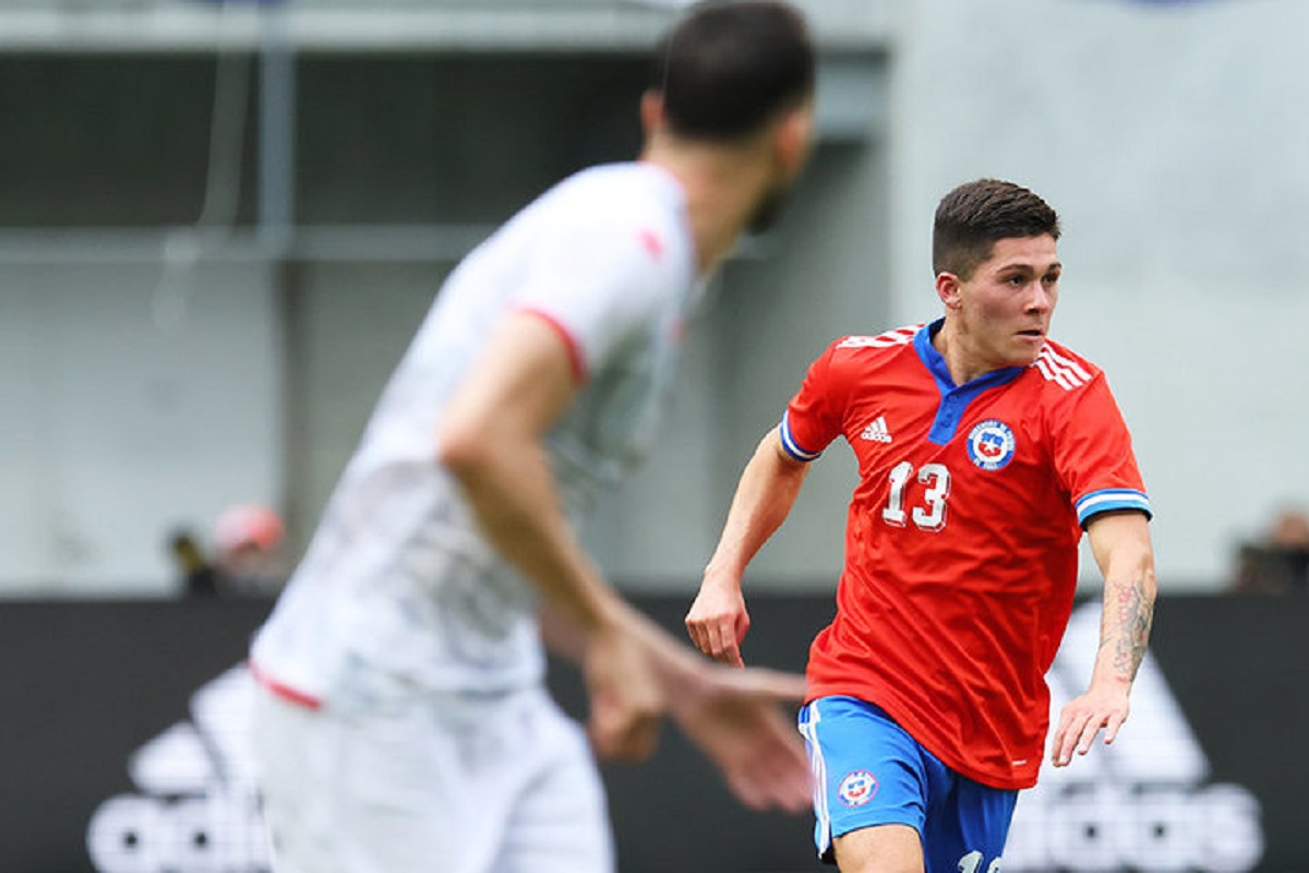 Виктор Мендес