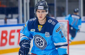 «Сибирь» прервала серию поражений в матчах КХЛ