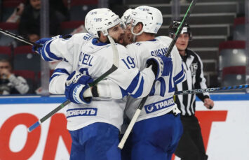 Хоккеисты московского «Динамо» победили в дерби «Спартак»