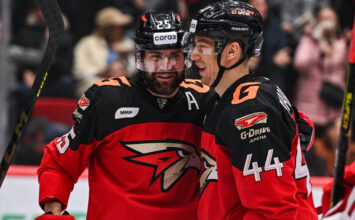 «Авангард» стал вторым участником четвертьфинала Кубка Гагарина