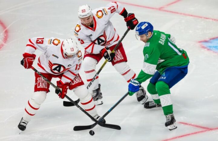 ХК Автомобилист