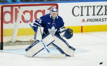 «Тампа» проиграла «Торонто» завершила сезон в первом раунде Кубка Стэнли