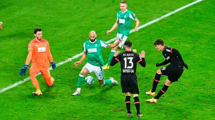 Байер 1:1 Вердер