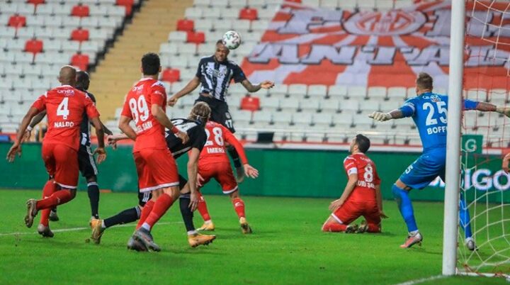 Антальяспор 1:1 Бешикташ