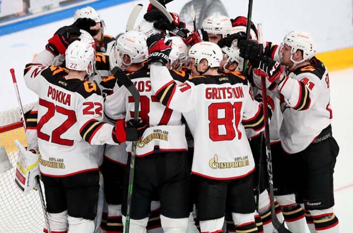 ХК Авангард