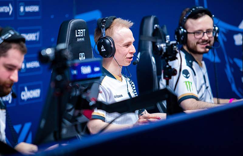EliGE