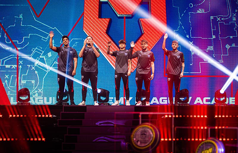MOUZ NXT