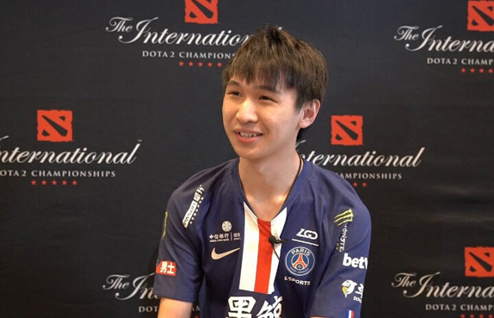 XNova игрок Royal Never Give Up