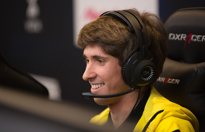 Dendi, игрок B8